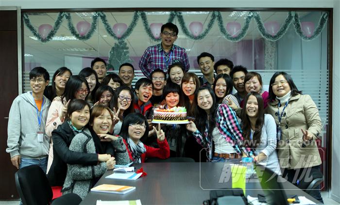 深圳市欧莎世家服饰有限公司